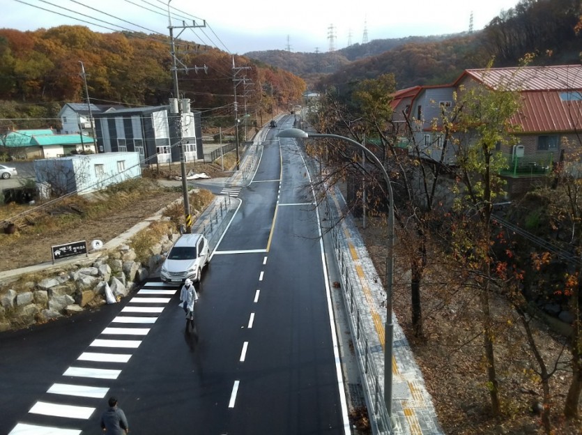 지곡산단 진입로1.jpg
