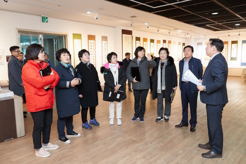 20191128 행정사무감사 현지확인(문화복지위원회)(1)-용인문화예술원.jpg