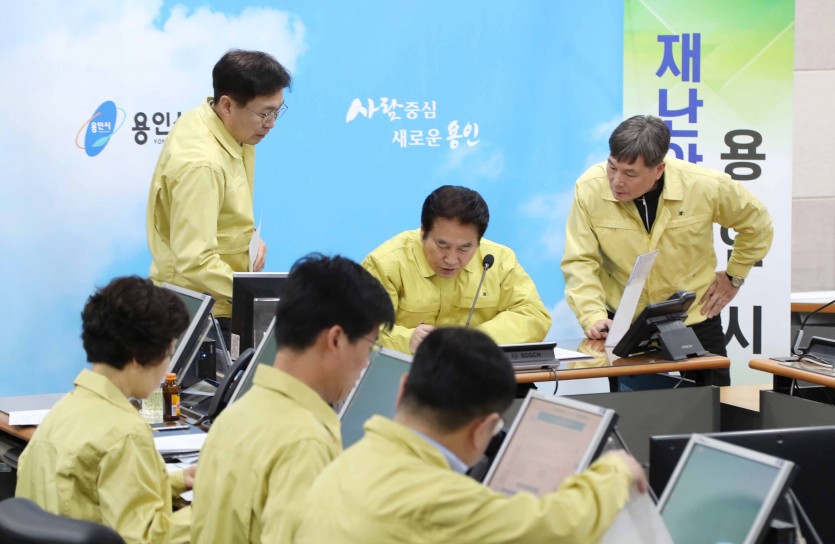 30일 신종코로나 영상회의2.jpg