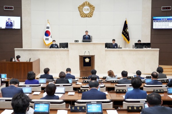 27일 시의회.jpg