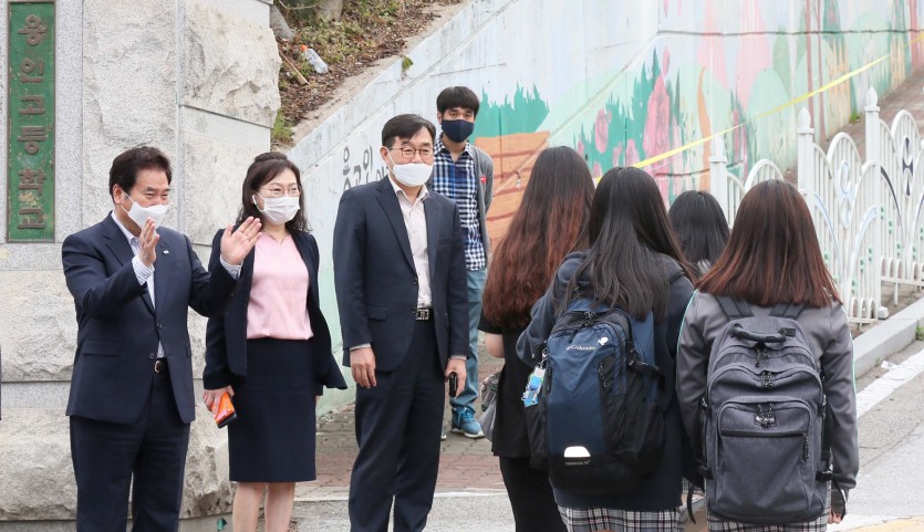 고등학교 3학년 개학에 따른 방역현황 점검 및 간담회 (1).JPG