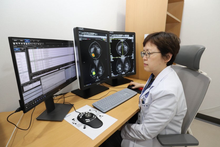 [사진1] 연세대 의대 용인세브란스병원, 루닛과 ‘AI 의료기술 연구 확대 위한 업무협약’ 체결.jpg