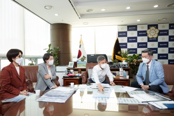 20200529 오희옥 지사 후손 면담-01.jpg