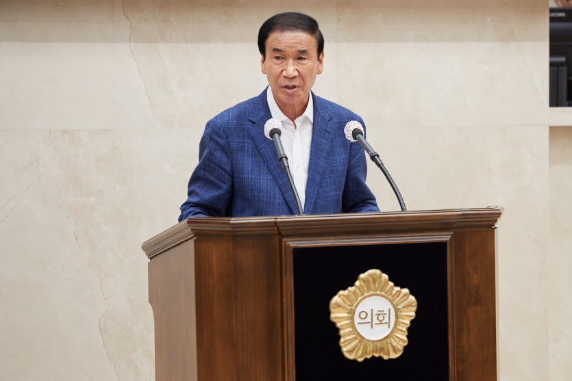 20200612 제244회 정례회 제2차 본회의-시정질문(이제남 의원).jpg