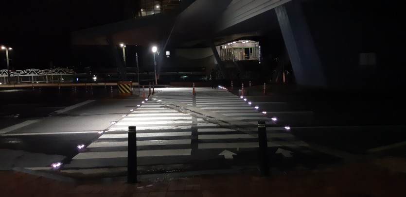 용인시청 역 앞 사진.jpg