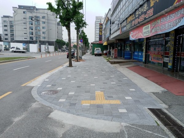 (사진) 금령로 보행환경 개선.jpg