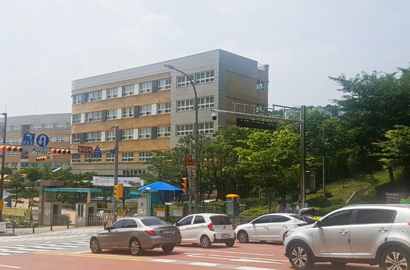 기흥구 중일초 정문 CCTV.JPG