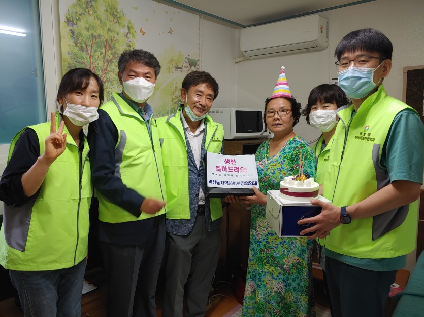 200722 역삼동 생일축하2.jpg