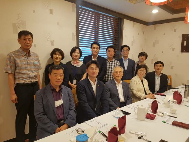200730 박옥분 의원, 수원교육지원청과 지역교육 현안 정담회 실시 (3).jpg