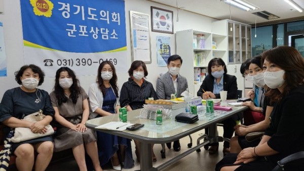 200727 정윤경 의원, 경기도유치원연합회 관계자 정담회 실시 (1).jpg