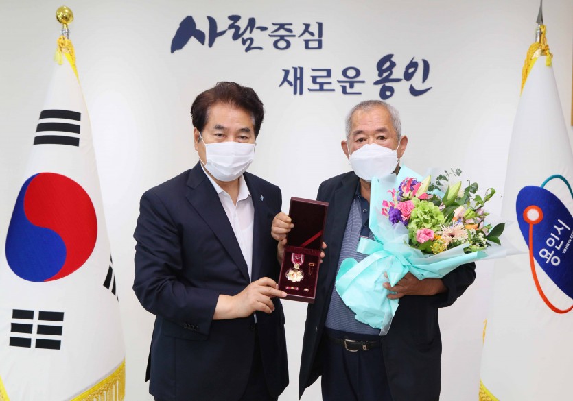 20일 화랑무공훈장 전수식3.jpg