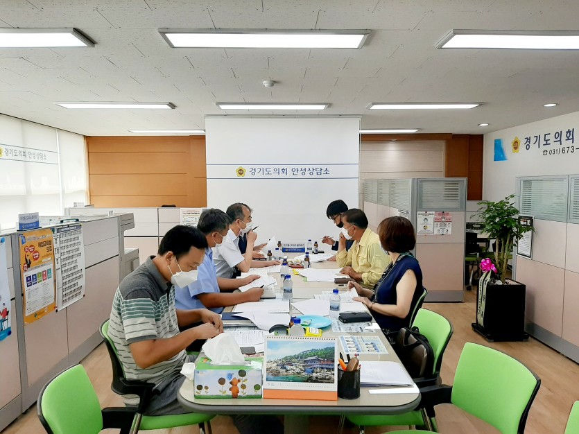 200824 양운성,백승기의원,안성상담소에서안성교육 주요사업 정담회 사진2.jpg