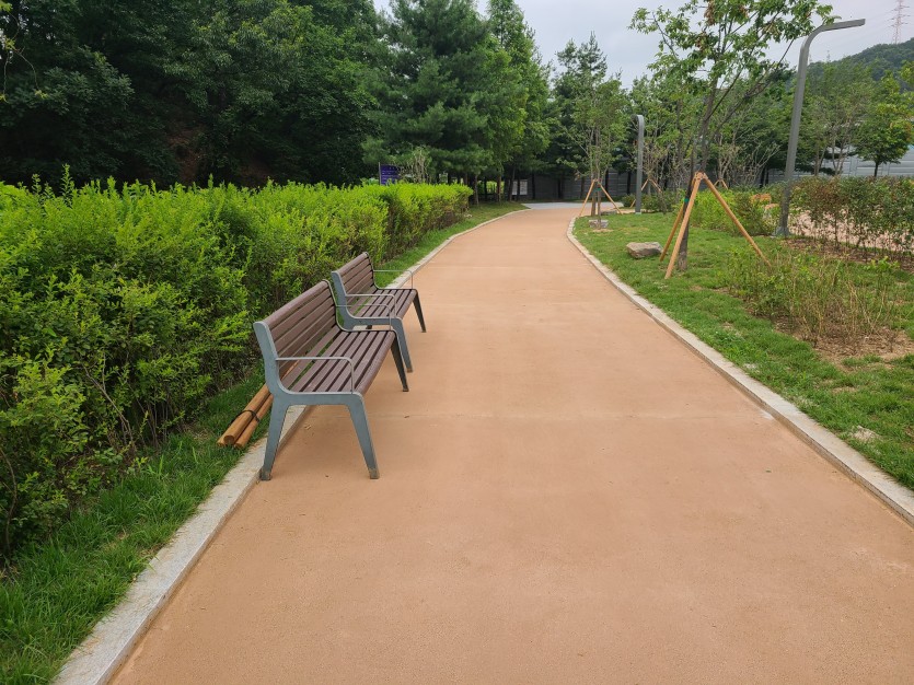 준공사진3.jpg