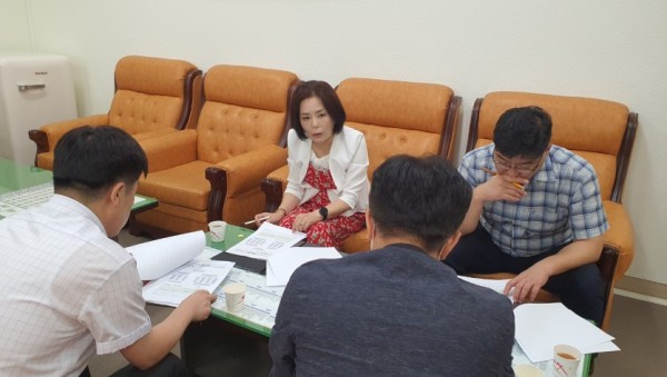 200806 권정선 의원, 부천교육지원청과 지역교육 현안 논의 (1).jpg