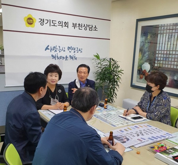 200806 김명원.황진희 의원, 안중근 기념관 건립 논의.jpg