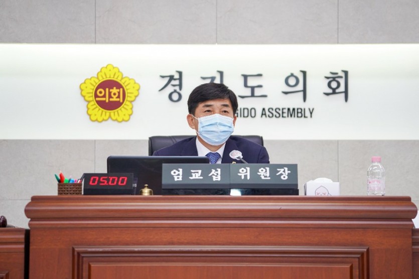 엄교섭 부위원장1 (2).jpg