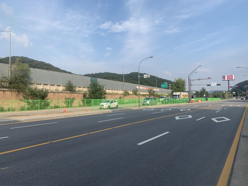 유방동 78-22일대 조성된 임시공영주차장.jpg