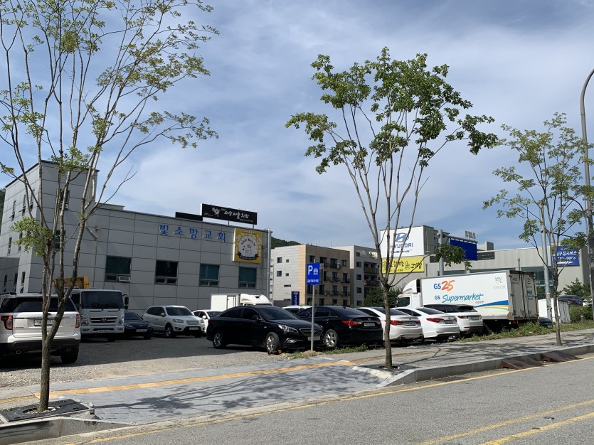 중동 1109-1 일대 조성된 임시공영주차장.jpg