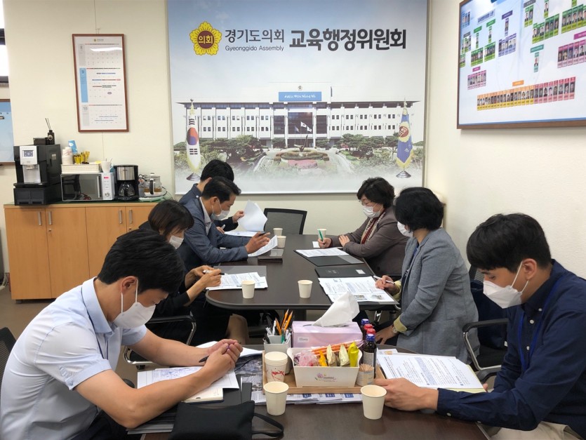 200924 박옥분 의원, 파장초 통학환경 개선 및 스마트 교육환경 관련 논의 (2).jpg