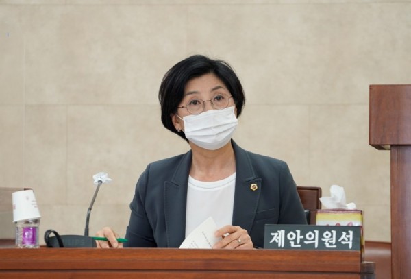 200908 김미숙 의원, 의원 직업 관련 소관 상임위원회 진입 제한 완화.jpg