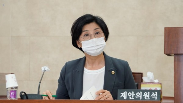 200908 김미숙 의원, 의원 직업 관련 소관 상임위원회 진입 제한 완화.jpg