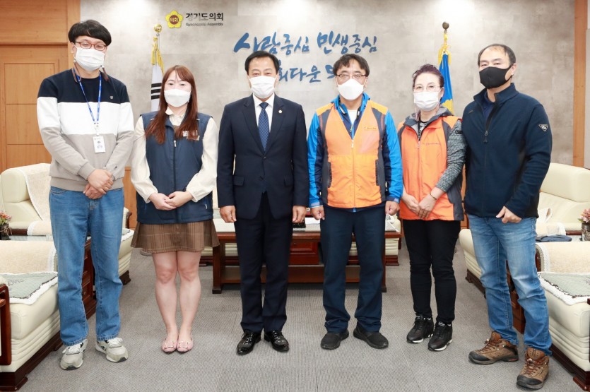 장현국 의장, 경기도청 공무직 노동자 처우개선 논의 (1).jpg