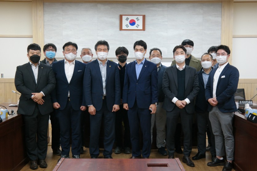 201008 김장일 부위원장, 경공노총과 정담회 개최(1).jpg