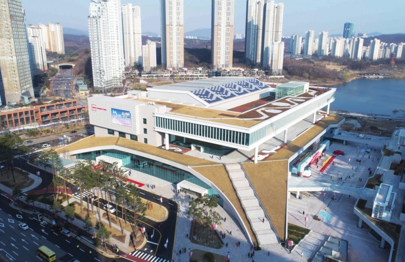 수원컨벤션센터(사용승인부문+대상).jpg