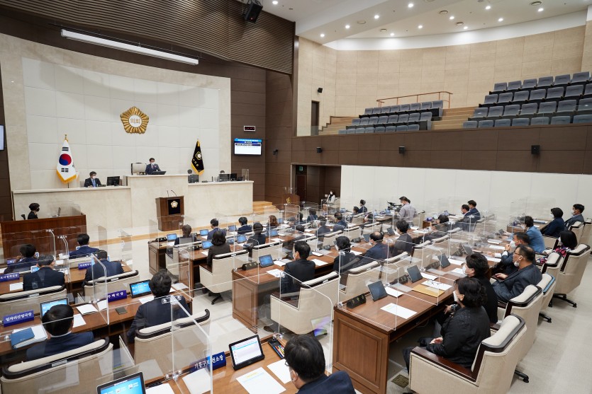 20201026 용인시의회, 제248회 임시회 폐회.jpg