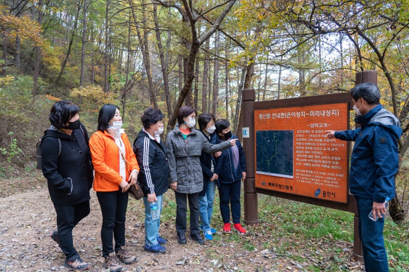 20201029 용인시의회 문화복지위원회, 청년 김대건 순례길 탐방(2).jpg