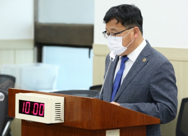 201015 장대석 의원, 경기도 사회복지사 등의 처우 및 지위향상 개정안 보건복지위 통과 (1).jpg