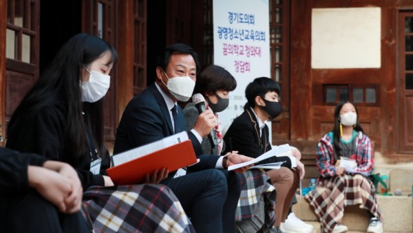 201027 장현국 의장, 광명 청소년과 찾아가는 현장도의회 실시 (1).jpg