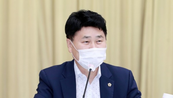 201027 김원기 의원, 인생2막 재취업을 위한 직업교육 경기도가 앞장서야 (1).jpg