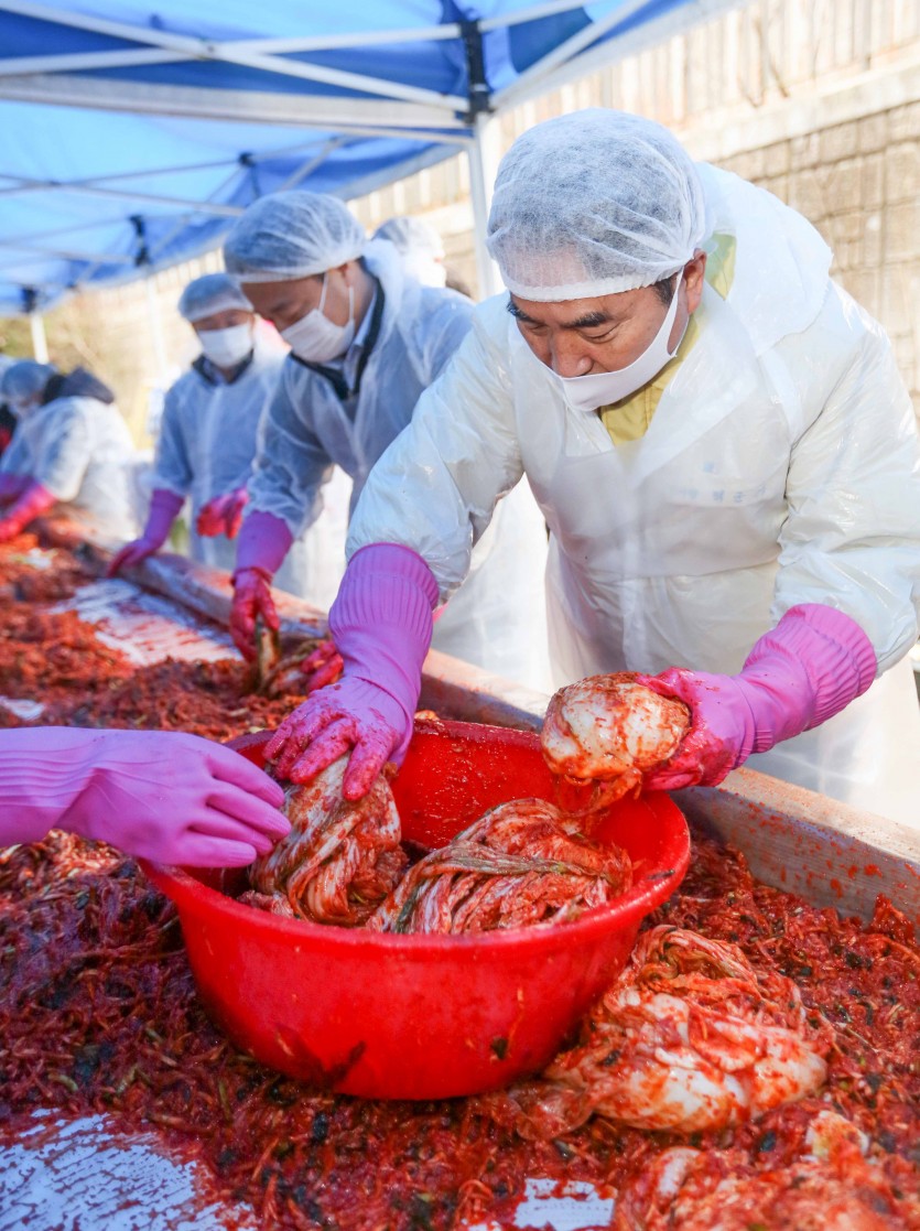 20일 마북동 사랑의 김장나눔 행사 격려 (4).JPG