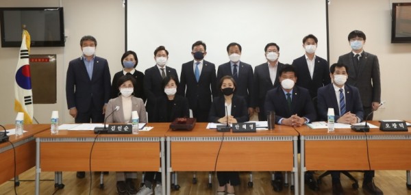 201103 안혜영 위원장, “도민의 눈높이로 철저히 검증할 것”1.jpg