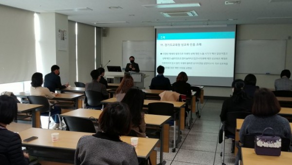 201103천영미 의원, 초등학교 행정실장과 정책 협의회 개최사진1.jpg