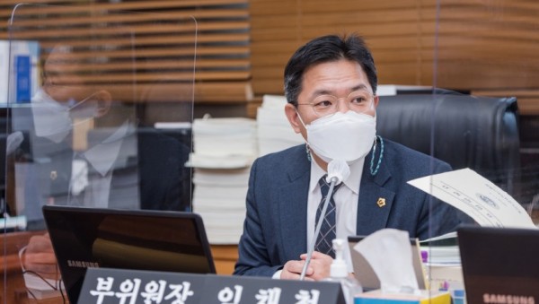 임채철 의원.jpg