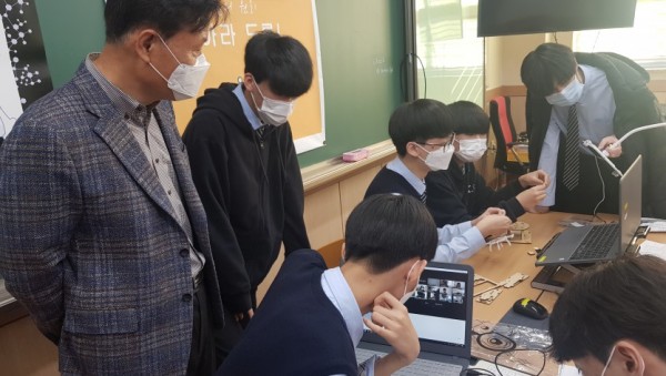 어울림마당_실시간_드론_교실.jpg
