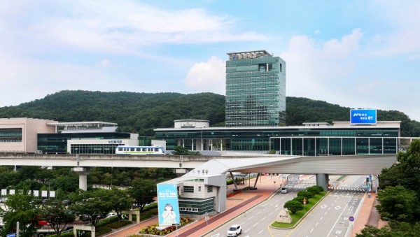용인시청 전경.jpg