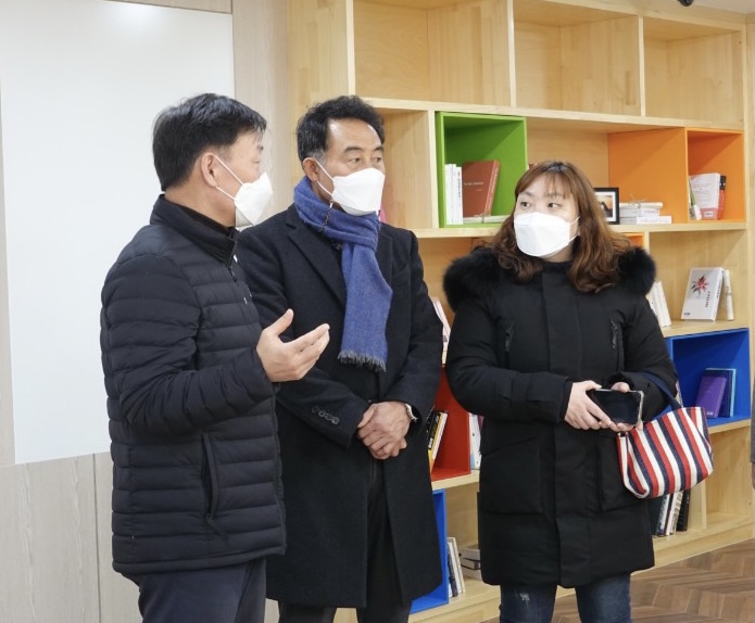 20201222 진용복 부의장, 기흥구 청년 공간 방문 (2).jpg