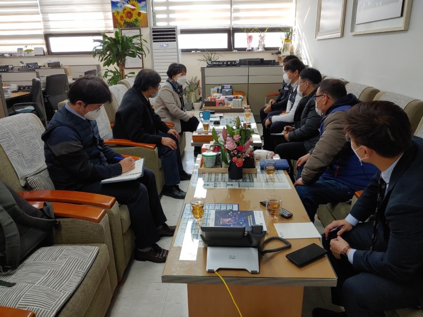 현대위아비정규직 평택지회노조 제2차 정담회 사진.jpg