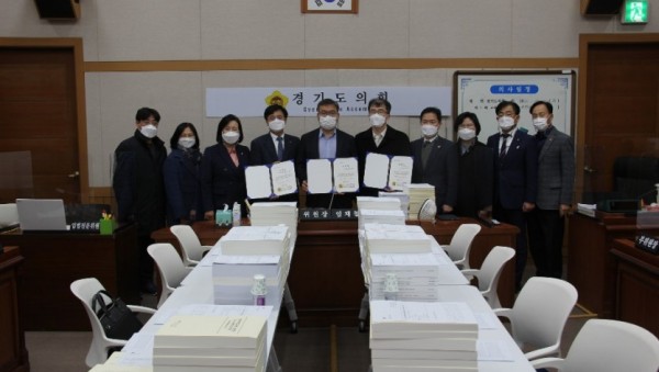 정윤경 교육기획위원회 위원장.jpg