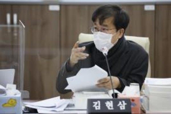 김현삼의원 사진.jpg