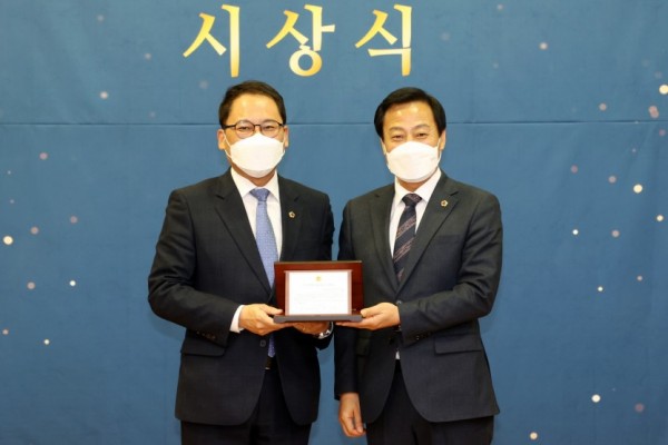 201218 안광률 의원, 2020년도 경기도의회 인사청문위원회 우수위원 선정 (1).JPG