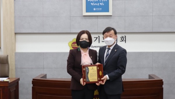 권정선 의원.jpg