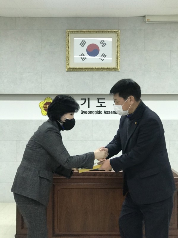 201213 한미림 의원, 안전행정위원회 ‘행정사무감사 우수위원’ 선정 (1).jpg