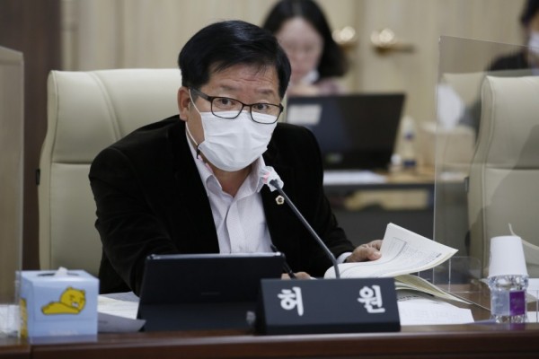201221허원 의원,2020년 경제노동위원회 행정사무감사 우수의원 수상.JPG
