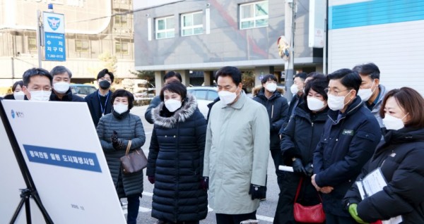 백군기 용인시장, 풍덕천동 원도심지역 현장 방문.jpg