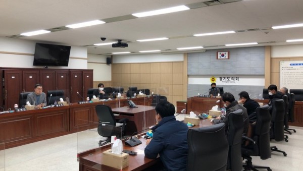 210107 최만식 의원, 독립야구 관계자 정담회 실시.jpg