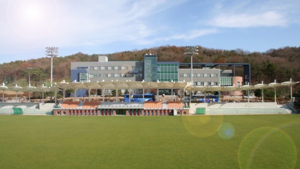 용인시축구센터 전경.jpg